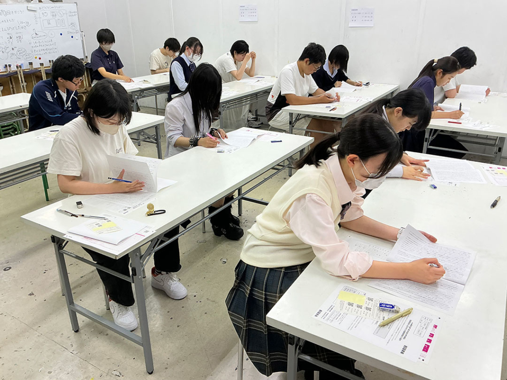 20260518学科試験風景